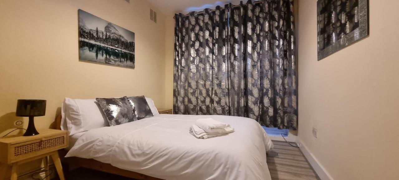 Bloomsbury Apartments - Edgware London Екстериор снимка