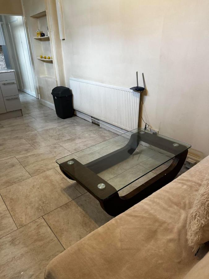 Bloomsbury Apartments - Edgware London Екстериор снимка